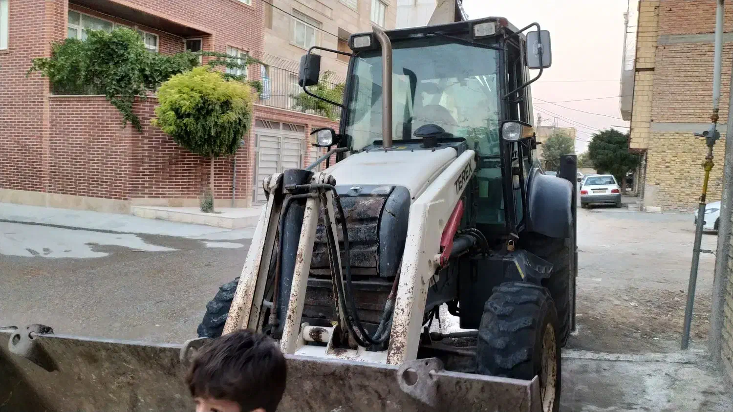 بیل بکهو یامعاوضه باملک و ماشین سنگین|خودرو سنگین|کرمانشاه, |دیوار