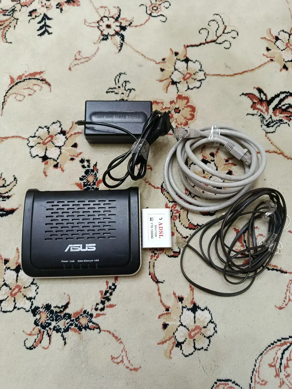 مودم adslبرند asus بدون تعمیر با لوازم|مودم و تجهیزات شبکه|بومهن, |دیوار