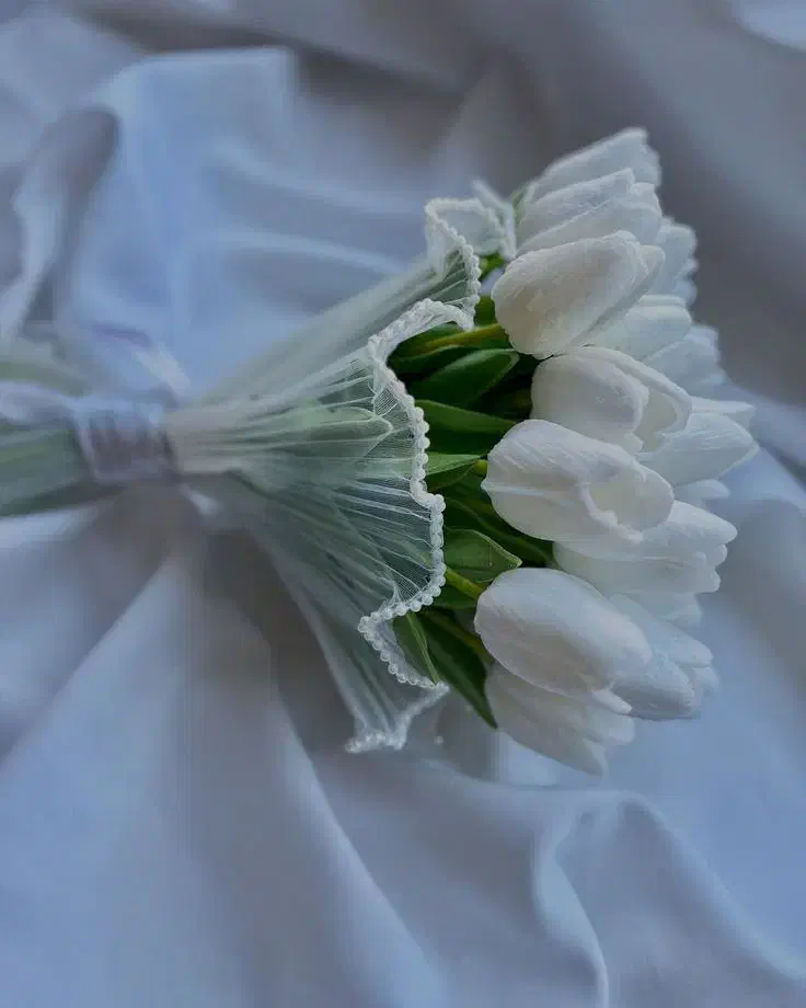 دسته گل لاله عروس|گل مصنوعی|گرمی, |دیوار