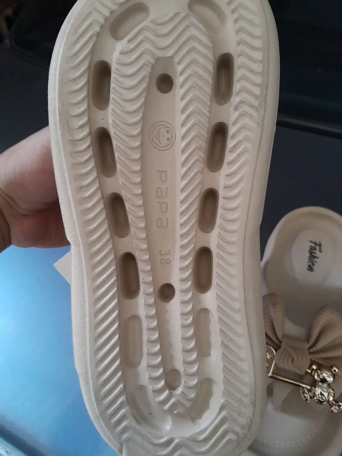 صندل زنانه سایز ۳۸(معاوضه ام دارم)|کیف، کفش، کمربند|تهران, مهرآباد جنوبی|دیوار