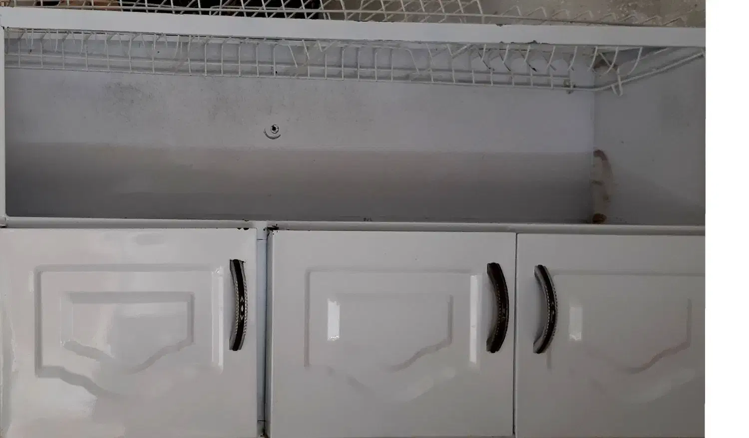 آبچکان ۳ درب|آب‌چکان و نظم‌دهنده ظروف|دورود, |دیوار