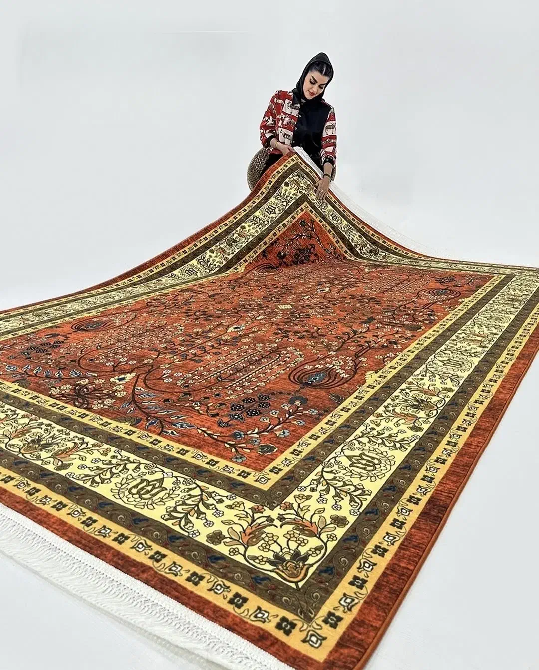 فرش پریسا ۱۲۰۰شانه ابریشم ۱۲و۹و۶ متری قالیچه|فرش|قم, باجک دو|دیوار