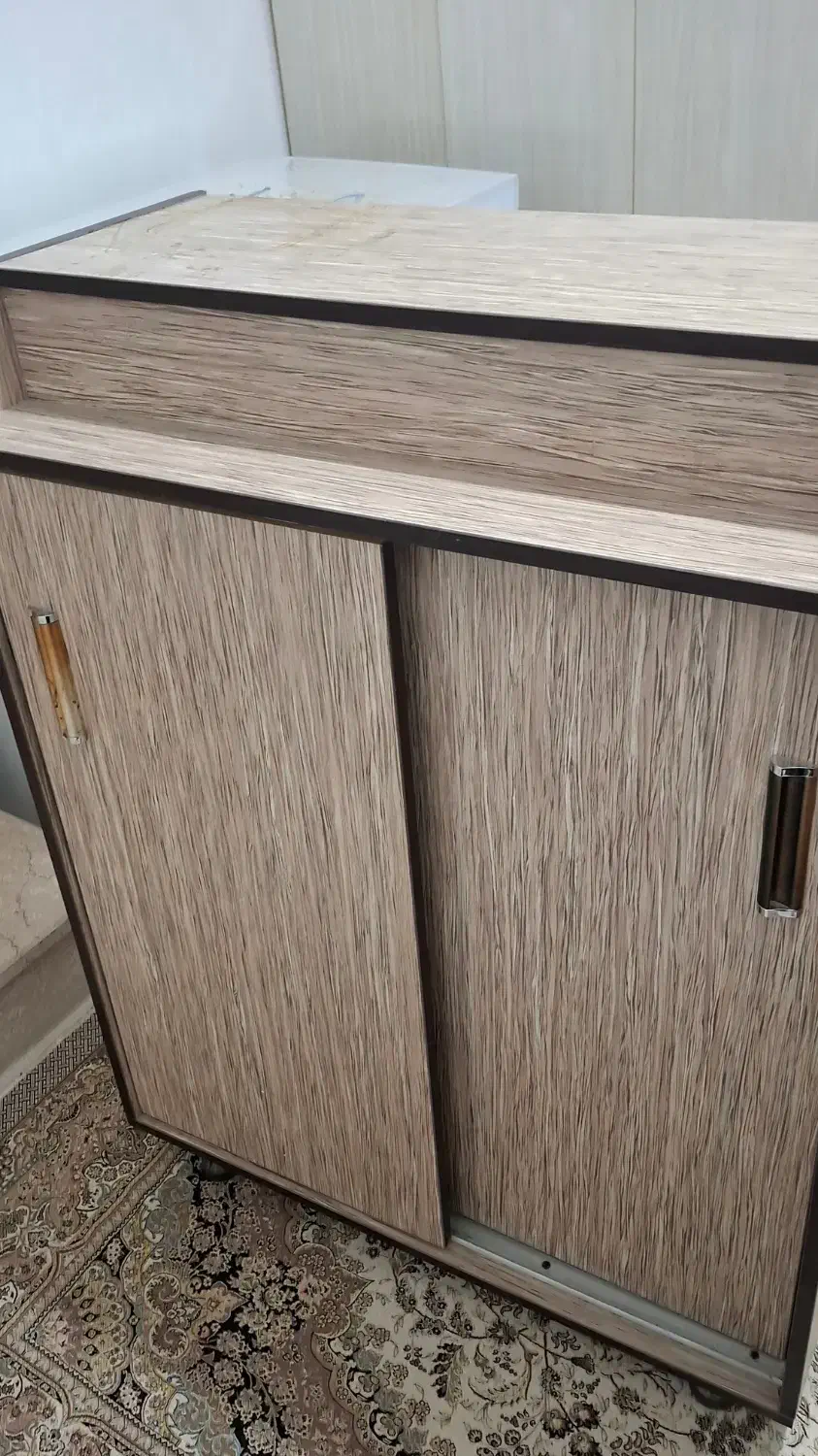 جاکفشی|جاکفشی، کمد، دراور|مهاباد (آذربایجان غربی), |دیوار