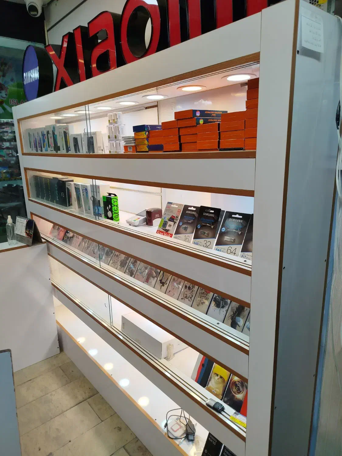 ویترین موبایل فروشی|فروشگاه و مغازه|تهران, افسریه شمالی|دیوار
