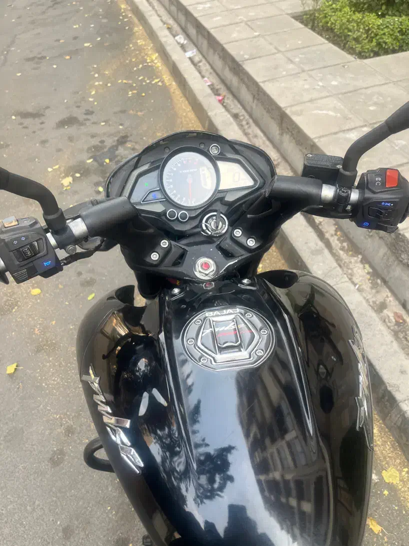 Ns 200 95  ان اس|موتورسیکلت|تهران, پاسداران|دیوار