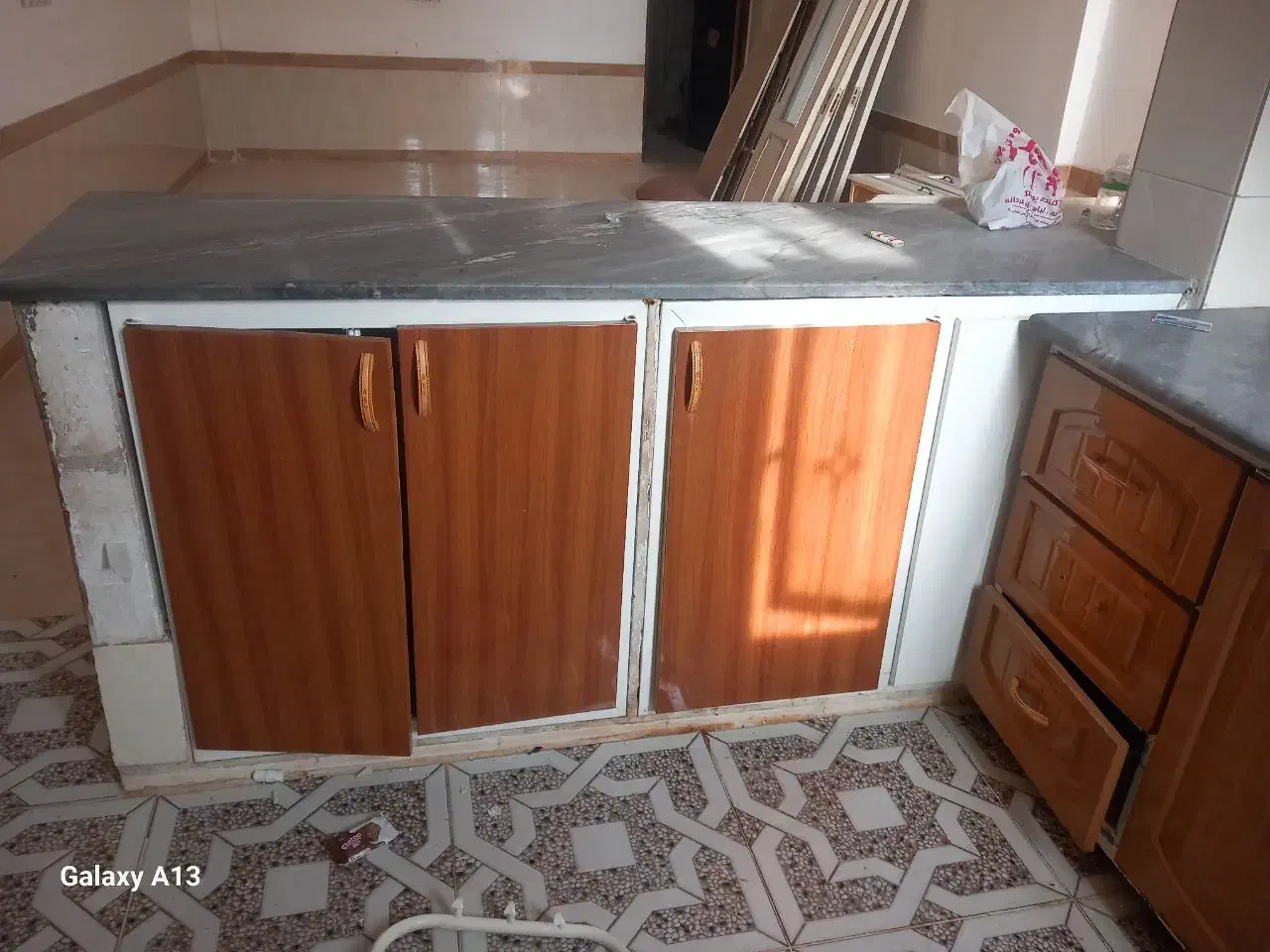 در اتاق و کابینت|آب‌چکان و نظم‌دهنده ظروف|تربت‌حیدریه, جانبازان|دیوار