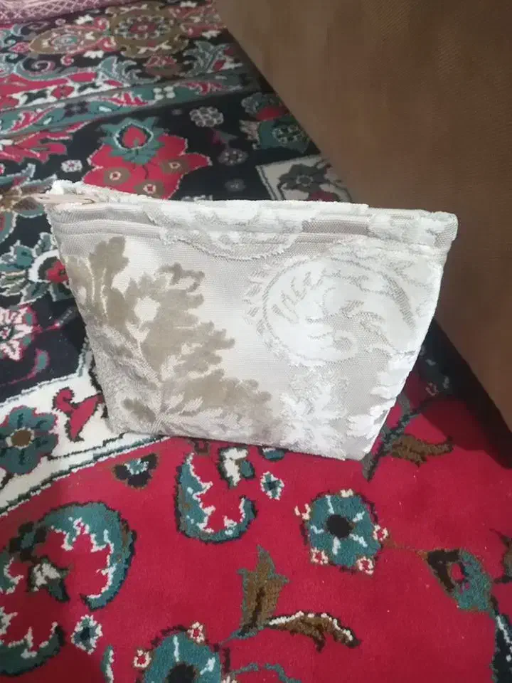 کیف بچگانه و جا وسیله ارایشی|کیف، کفش، کمربند|تویسرکان, |دیوار