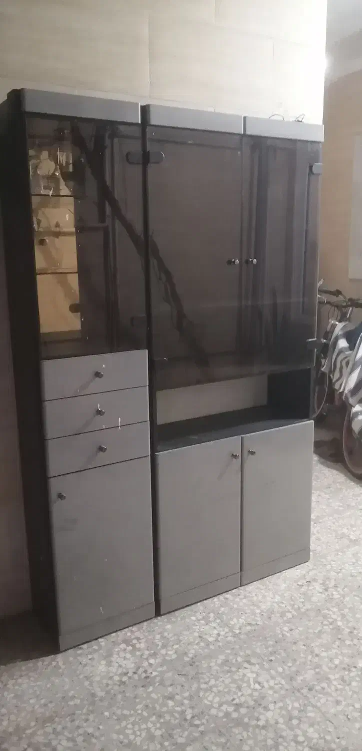 کمدکتابخانه|کتابخانه، شلف، قفسههای دیواری|قم, بنیاد|دیوار