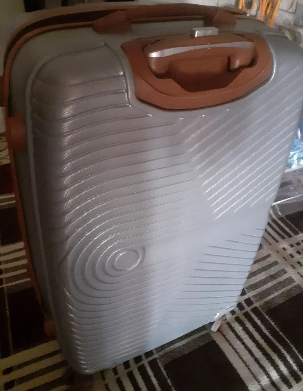 فروش چمدان مسافرتی|کیف، کفش، کمربند|سبزوار, کوی گلستان|دیوار