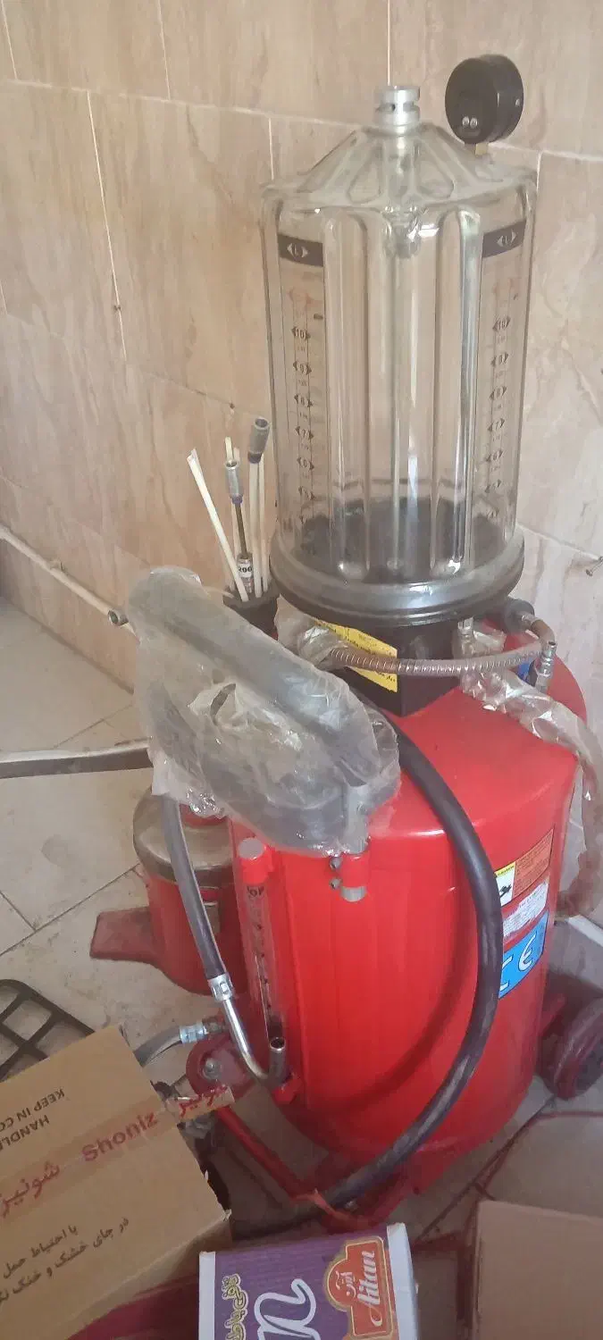 ساکشن روغن وپمپ واسقازین|ماشین‌آلات صنعتی|نوشین شهر, |دیوار