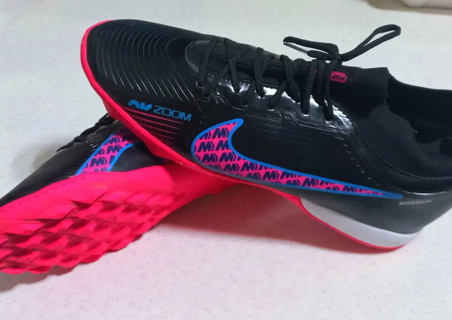 استوکریز(چمن مصنوعی) کف آدامسی ۴۴|کیف، کفش، کمربند|بروجرد, |دیوار