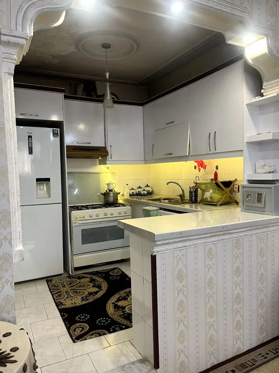 65متری1خوابه ط سوم بدون اسانسور وپارکینگ مطهری 58|فروش آپارتمان|مشهد, هنرور|دیوار