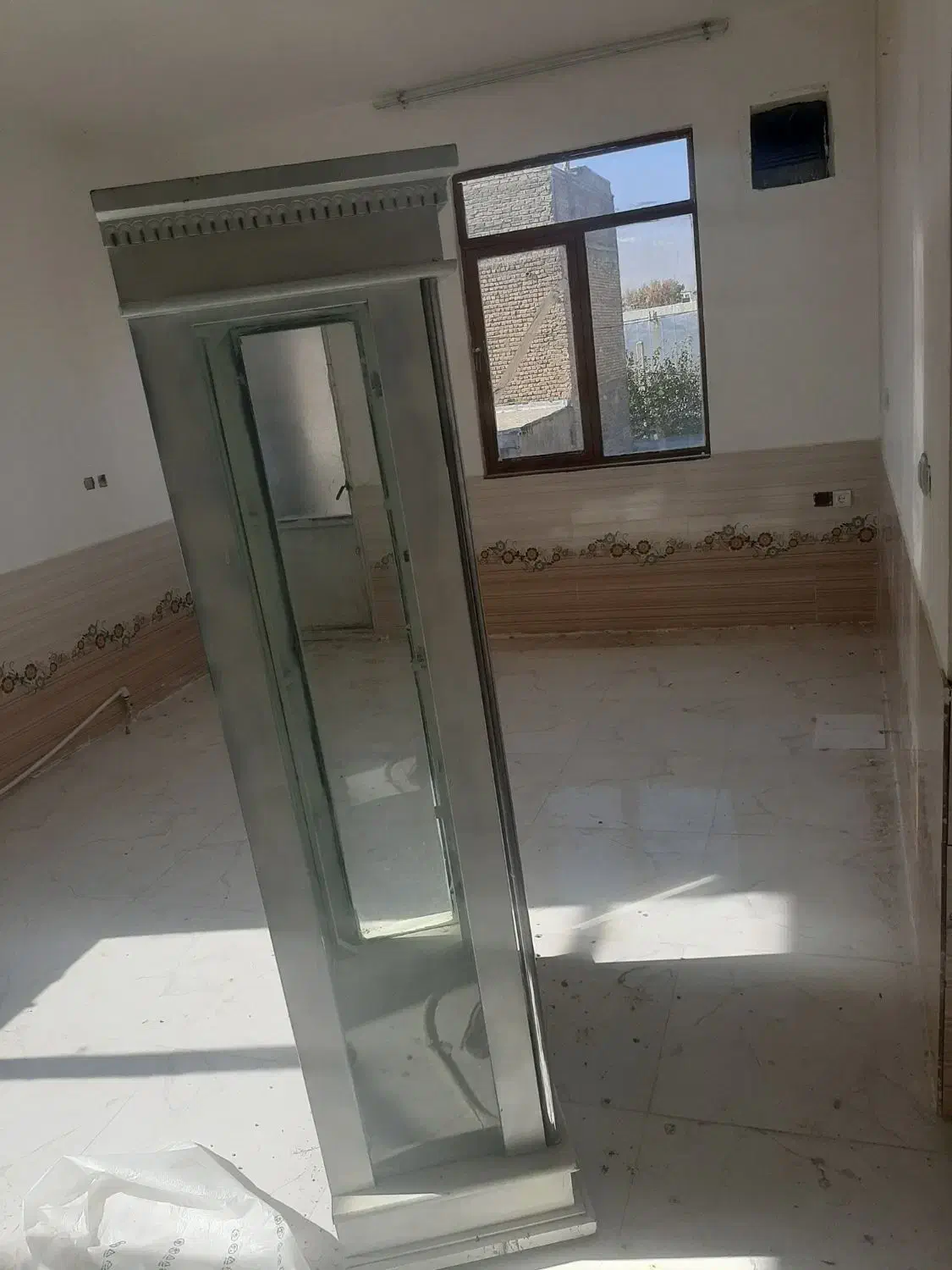 بوفه سفید سالم|بوفه، ویترین، کنسول|بروجرد, |دیوار