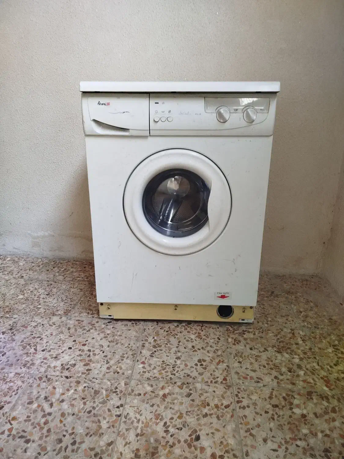 لباسشویی کار کرده|ماشین لباسشویی و خشک‌کن لباس|لاهیجان, خمیر کلایه|دیوار