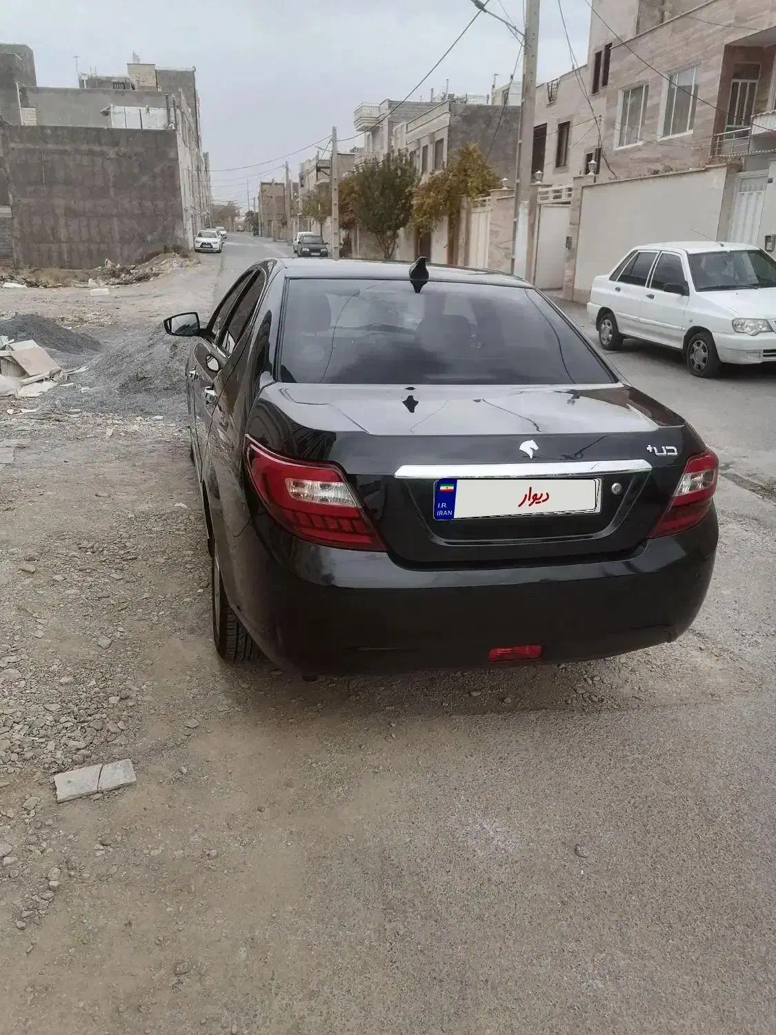 دنا پلاس مدل 1400|خودرو سواری و وانت|خمین, |دیوار