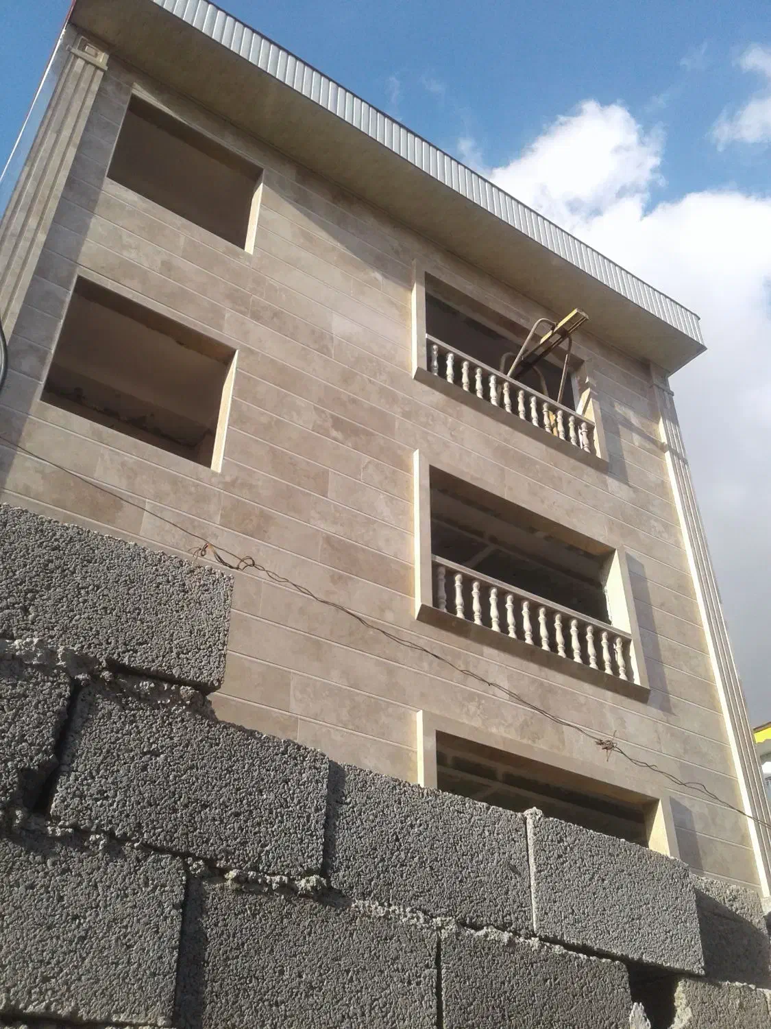 کاشی و سنگ کاری خورده و عمده|خدمات پیشه و مهارت|رشت, شهرک شهید مفتح|دیوار