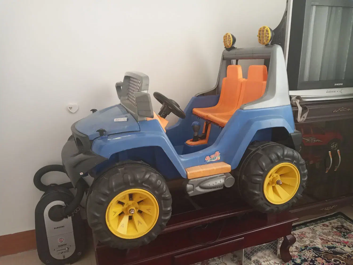 ماشین شارژی ۲نفره پر قدرت|اسباب و اثاث بچه|ساوه, |دیوار