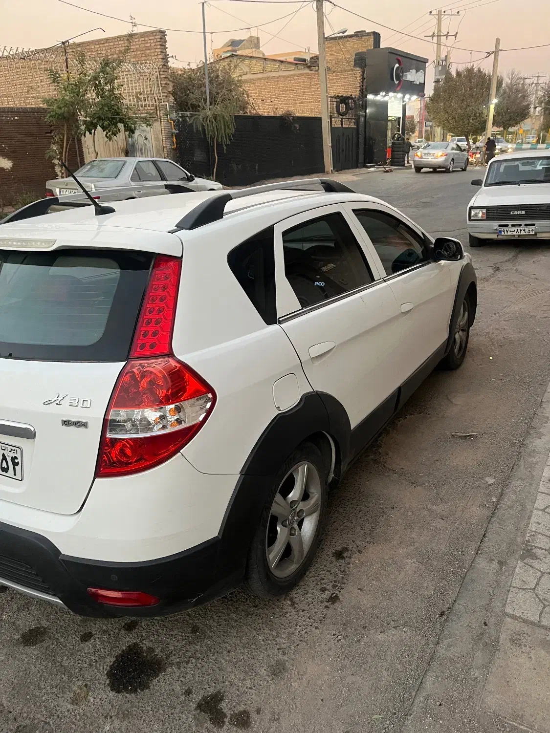 اچ سی کراس|خودرو سواری و وانت|یزد, |دیوار