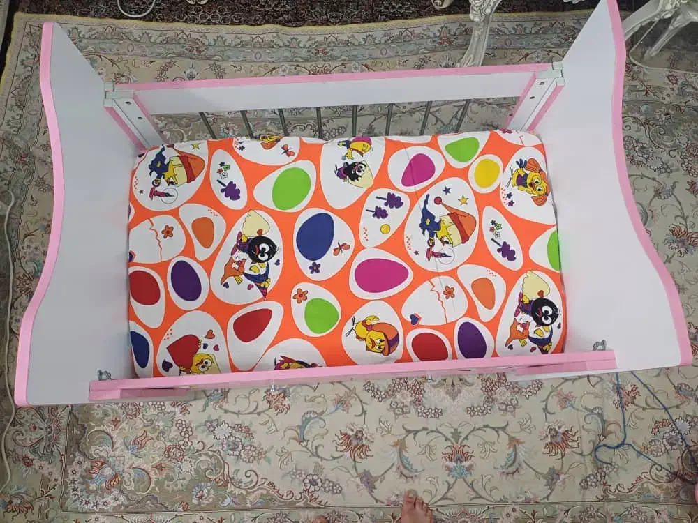 تخت وتشک بچه|تخت و سرویس خواب|اسلامشهر, شهرک انبیا|دیوار