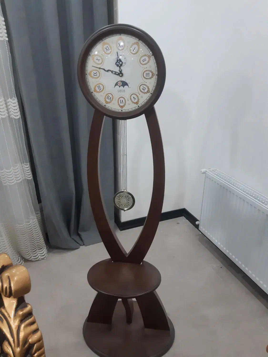 ساعت لوتوس|ساعت دیواری و تزئینی|قدس, شهر‌قدس|دیوار