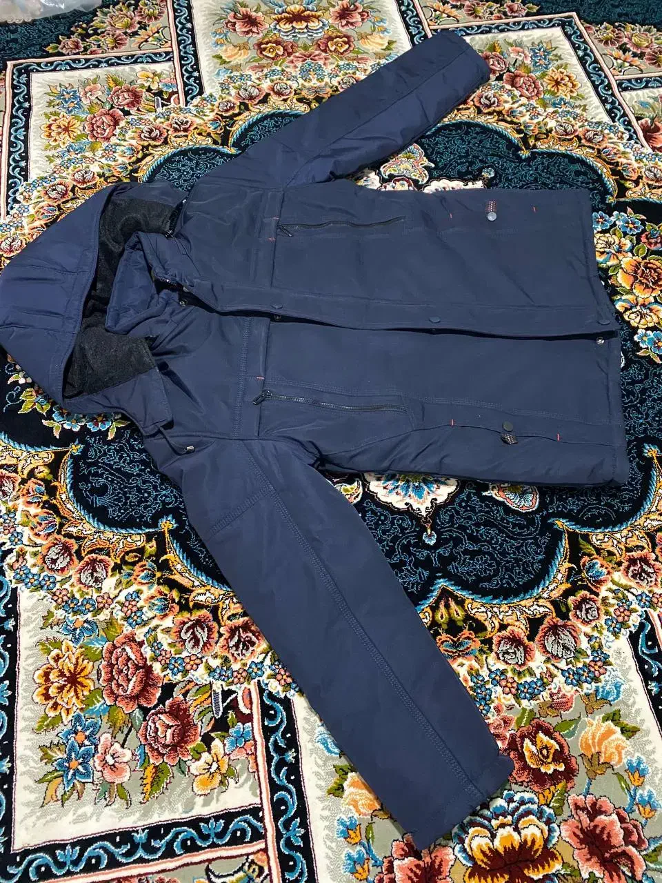 لباس|لباس|مهاجران, |دیوار