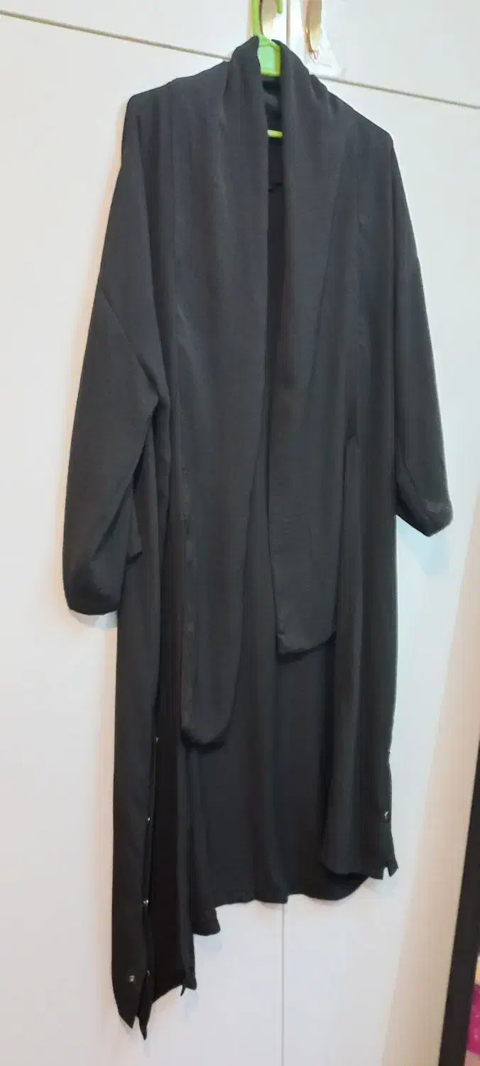 مانتو|لباس|اصفهان, شیخ اشراق|دیوار