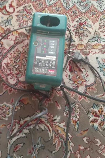 شارژر|ابزارآلات|اصفهان, حصه جنوبی|دیوار