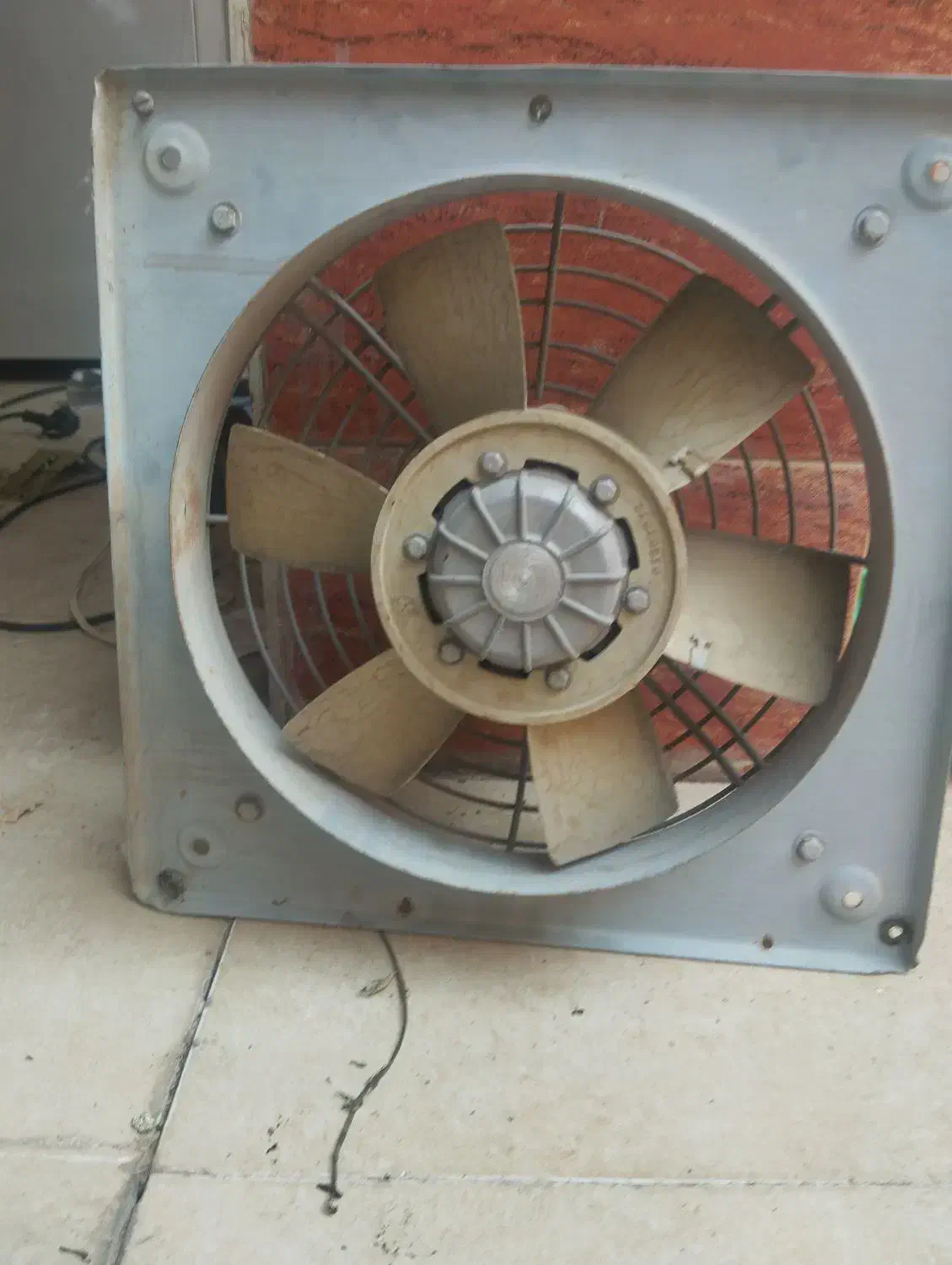 فن ،تهویه هوا|پنکه و تصفیهکنندهٔ هوا|دزفول, |دیوار