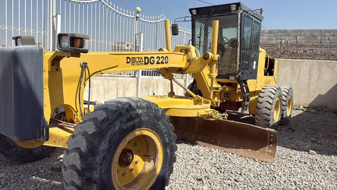 گریدر دلتا 220|خودرو سنگین|اصفهان, برازنده|دیوار