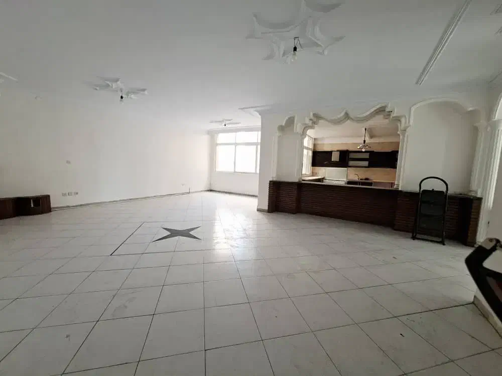 ۱۷۵ متر ۳ خواب