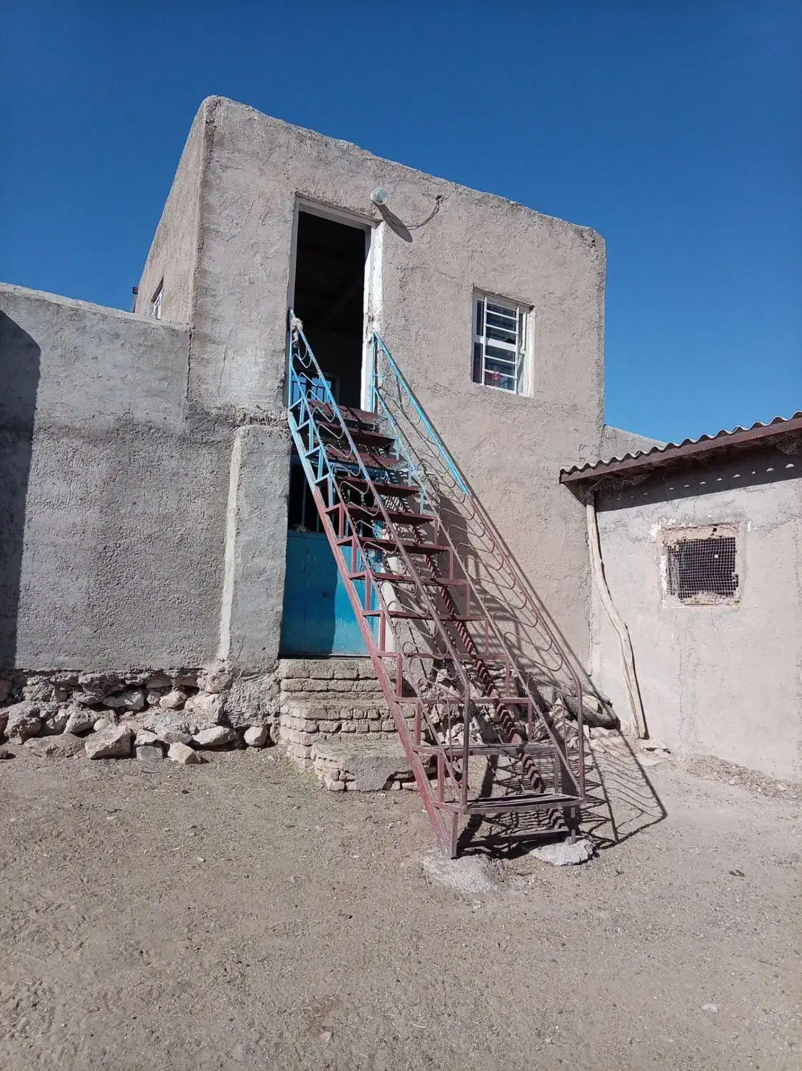 سوله|اجارهٔ دفتر صنعتی، کشاورزی، تجاری|باوله, |دیوار