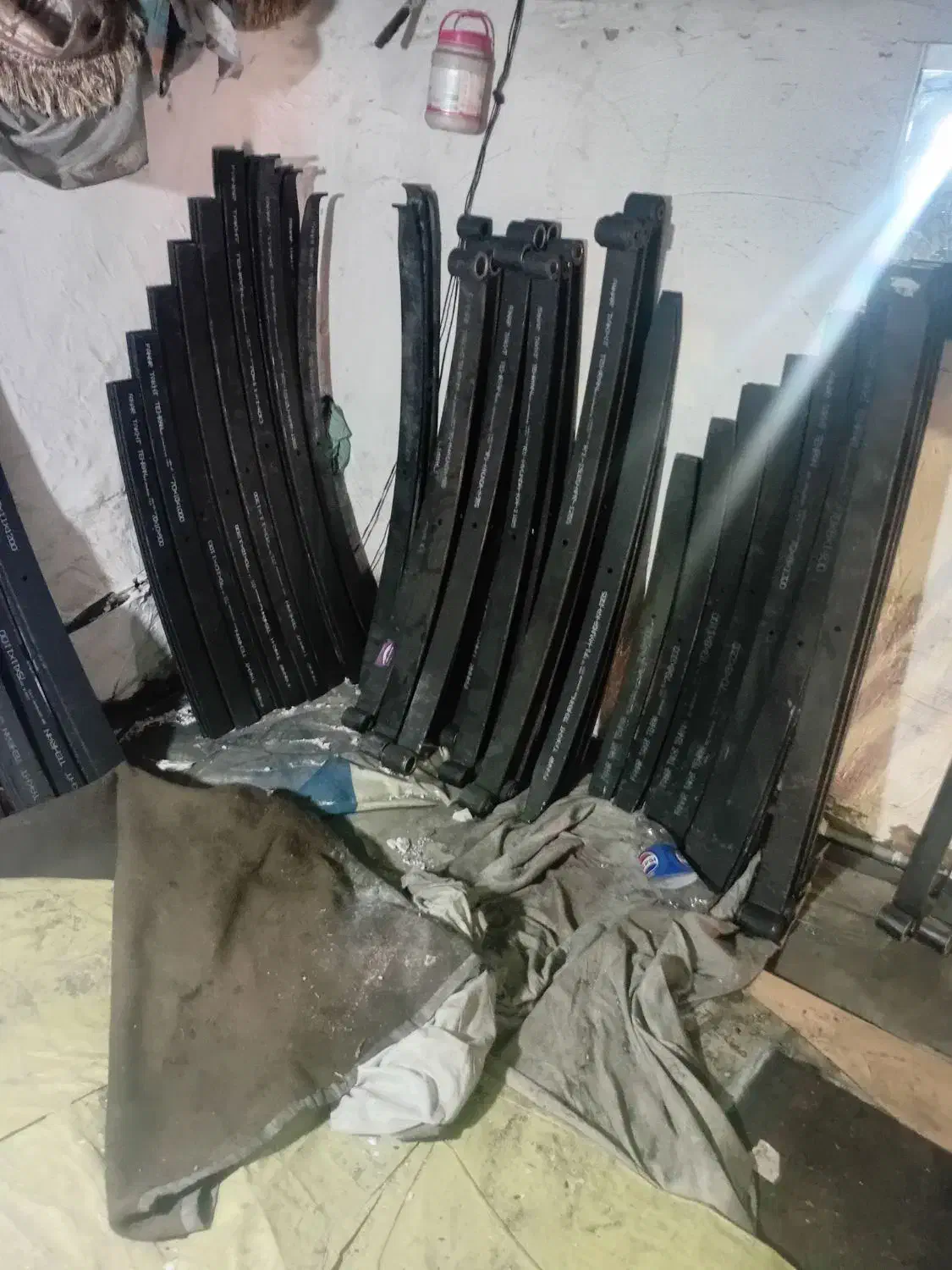 فنر تخت و کمک فنر|قطعات یدکی و لوازم جانبی|ری, شهید بهشتی|دیوار