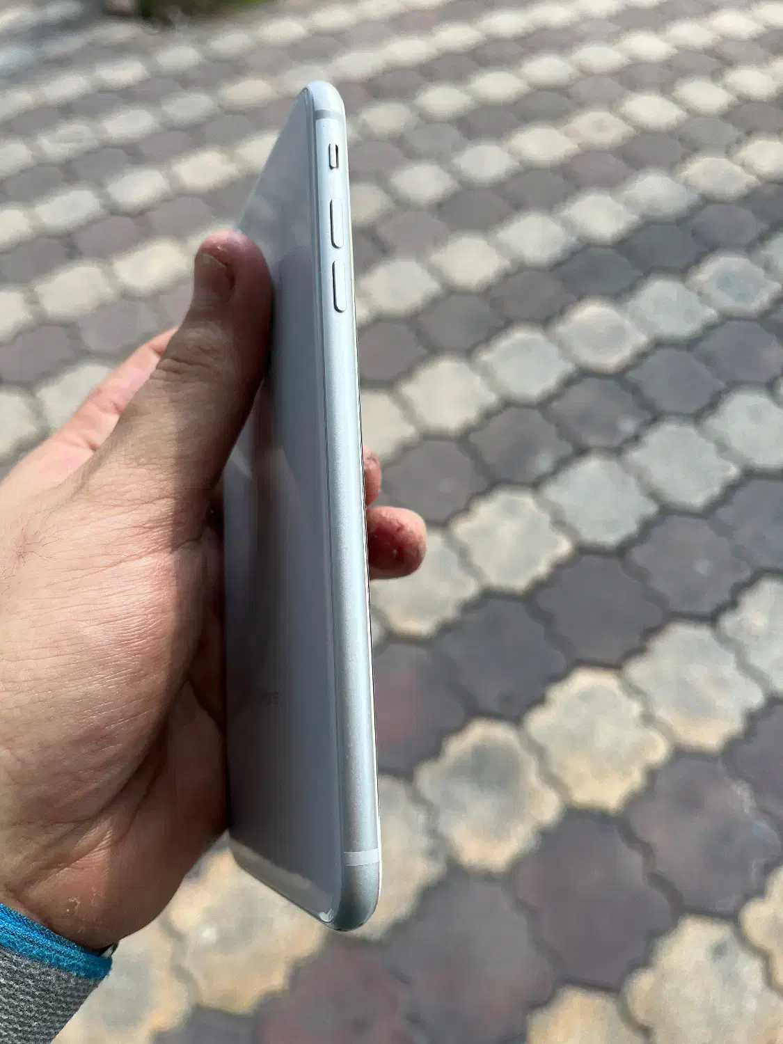 ایفون ۸پلاس درحد ۶۴گیگ lla|موبایل|رشت, کاکتوس|دیوار