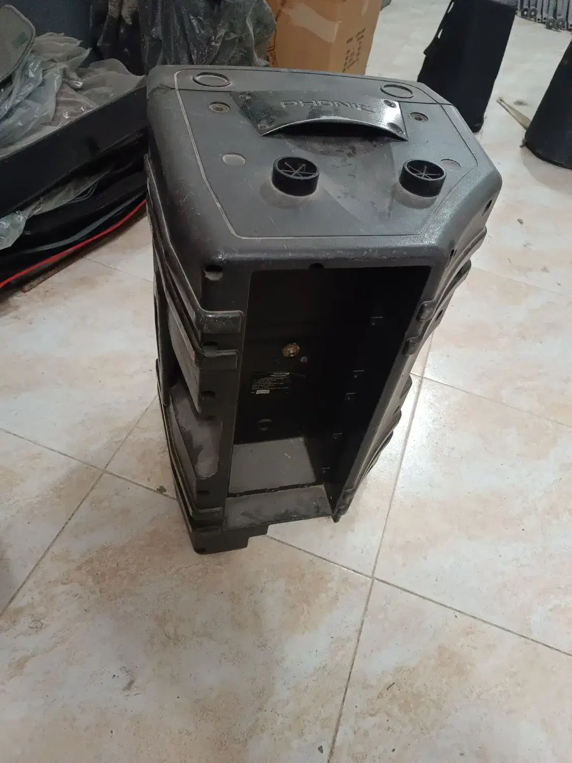 جعبه باند۱۲اینچ|سیستم صوتی خانگی|میانه, |دیوار