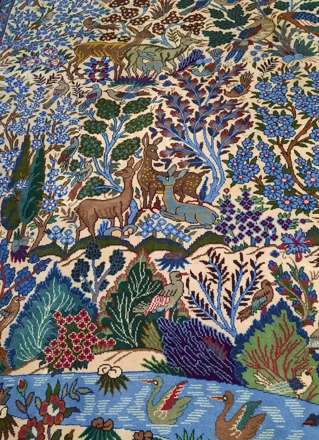 فرش دستبافت عتیقه|فرش|اسلام‌شهر, باغ فیض|دیوار