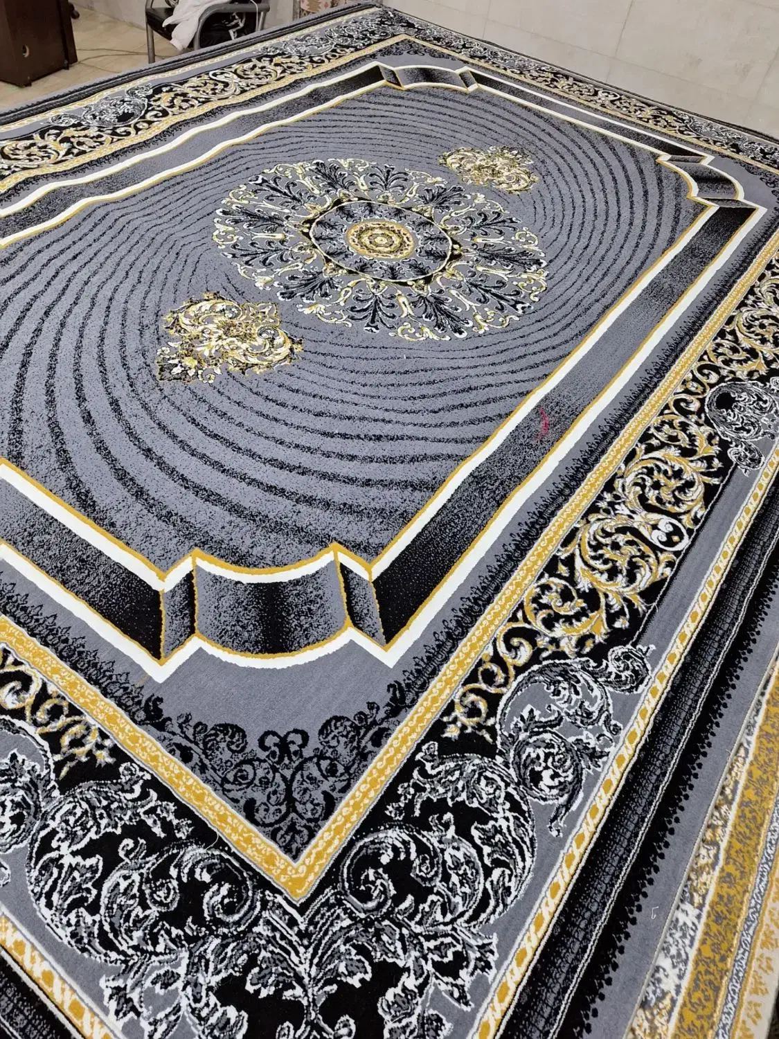 عمده فروشی سعید|فرش|اصفهان, زاجان|دیوار