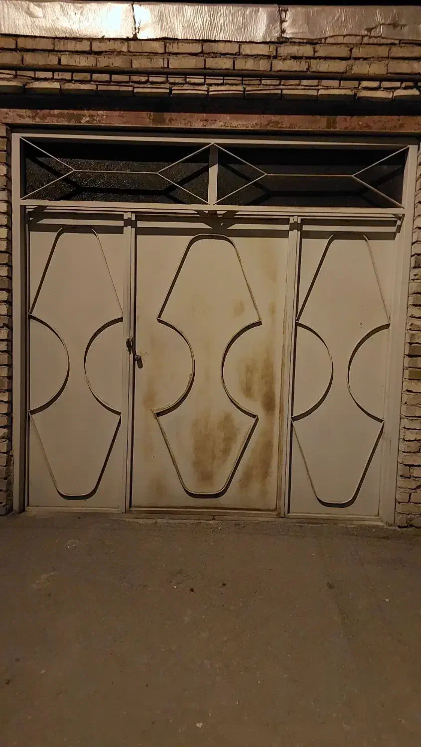 درب پارکینگ|مصالح و تجهیزات ساختمان|مرند, |دیوار