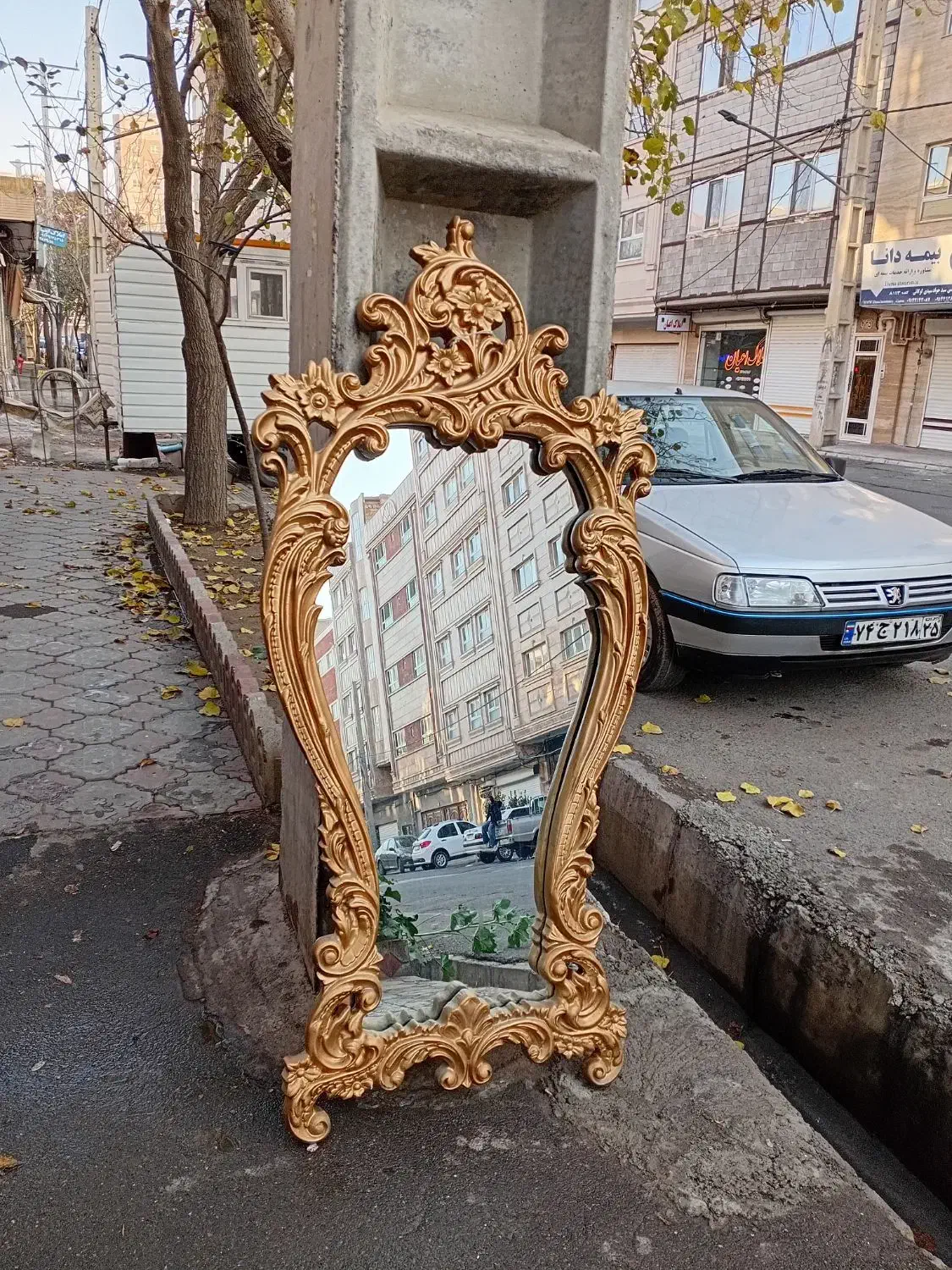 آینه استاده  و لوستر چهار شاخ|لوستر و چراغ آویز|تبریز, |دیوار