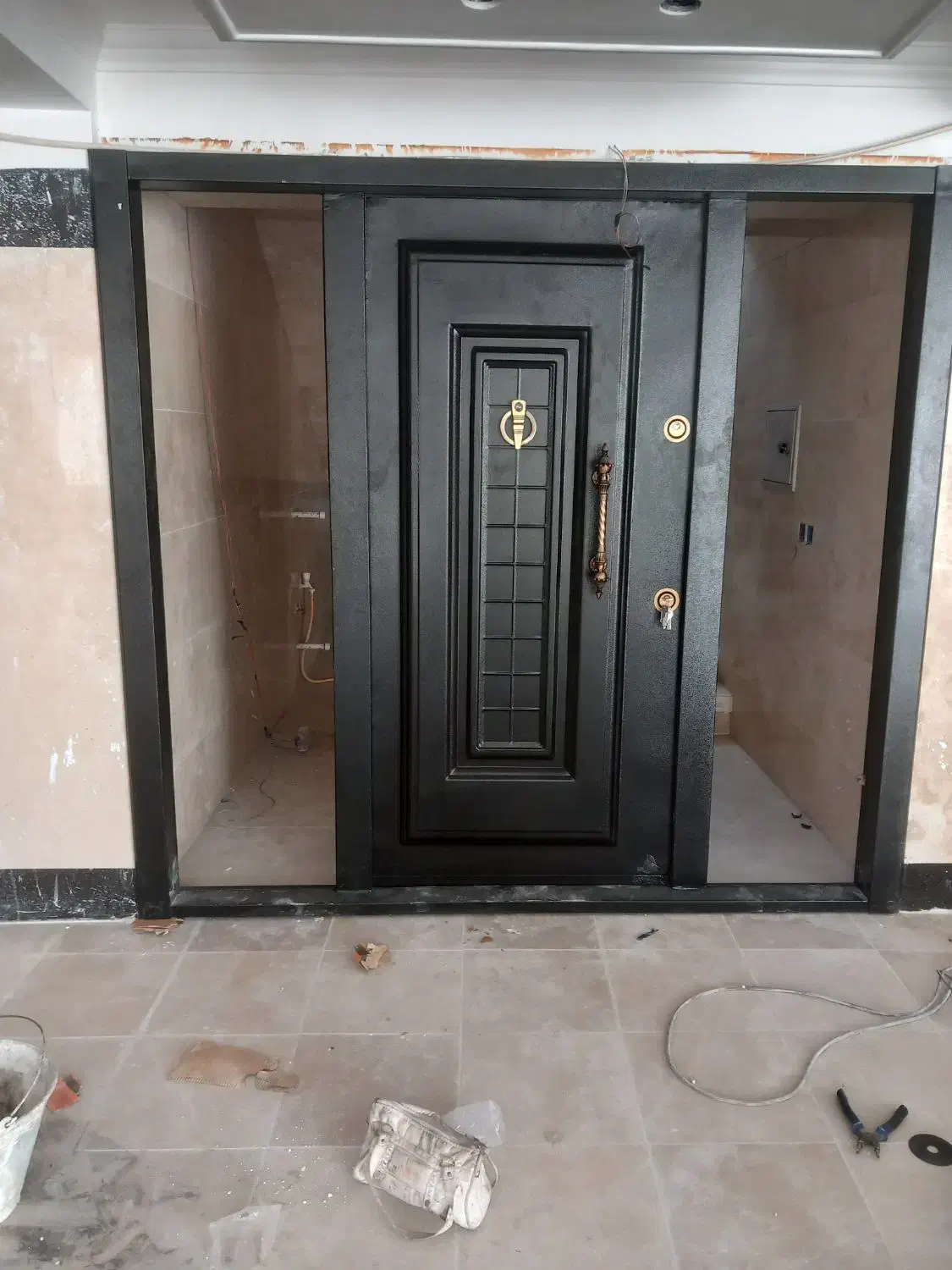 نصاب نصب درب ضد سرقت چوبی داخلی|خدمات پیشه و مهارت|نورآباد, |دیوار