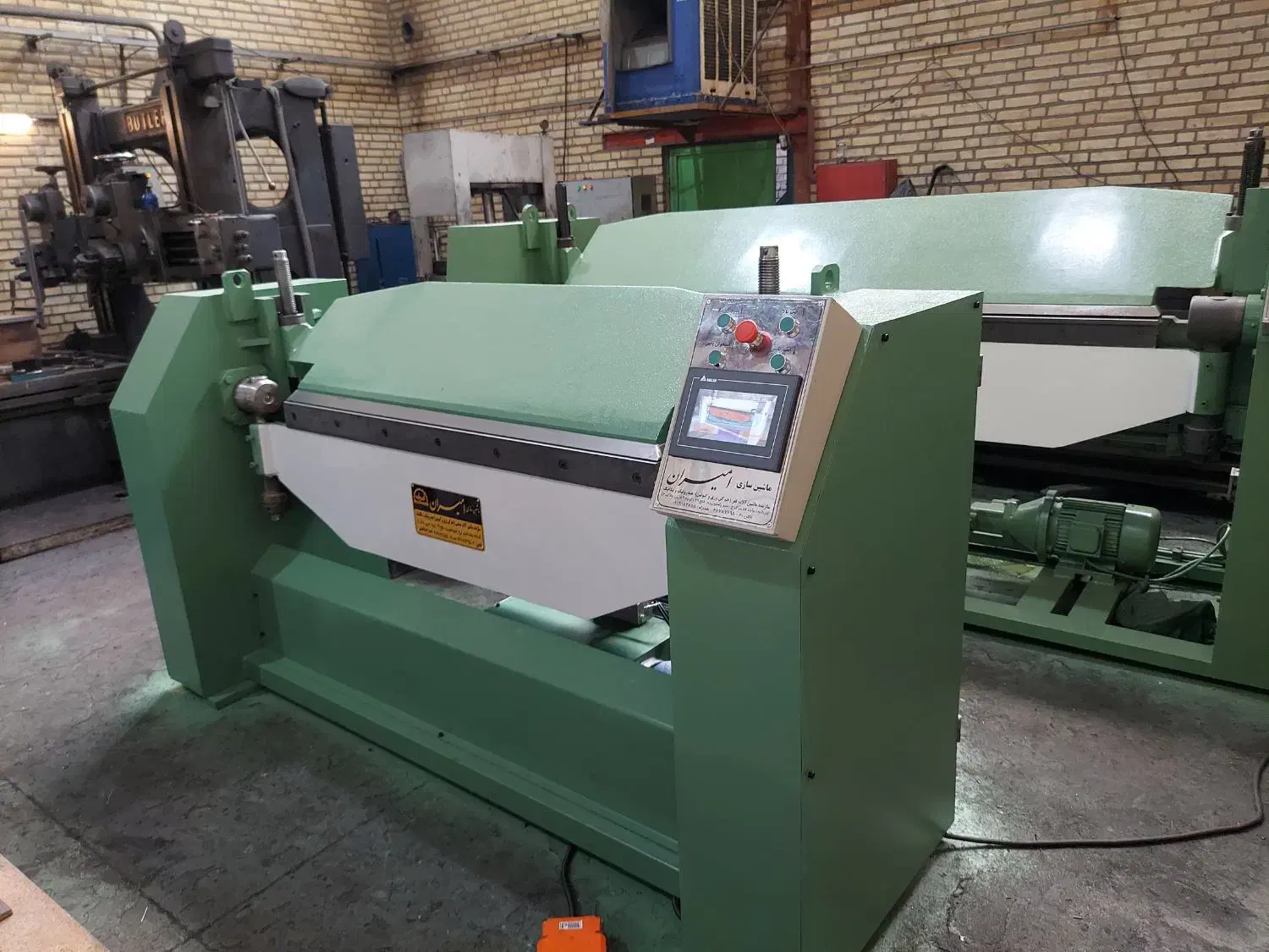 خمکن ۱۵۰ تمام هیدرولیک۴میل گیوتین قیچی خم کن ورق|ماشینآلات صنعتی|تهران, فتح|دیوار