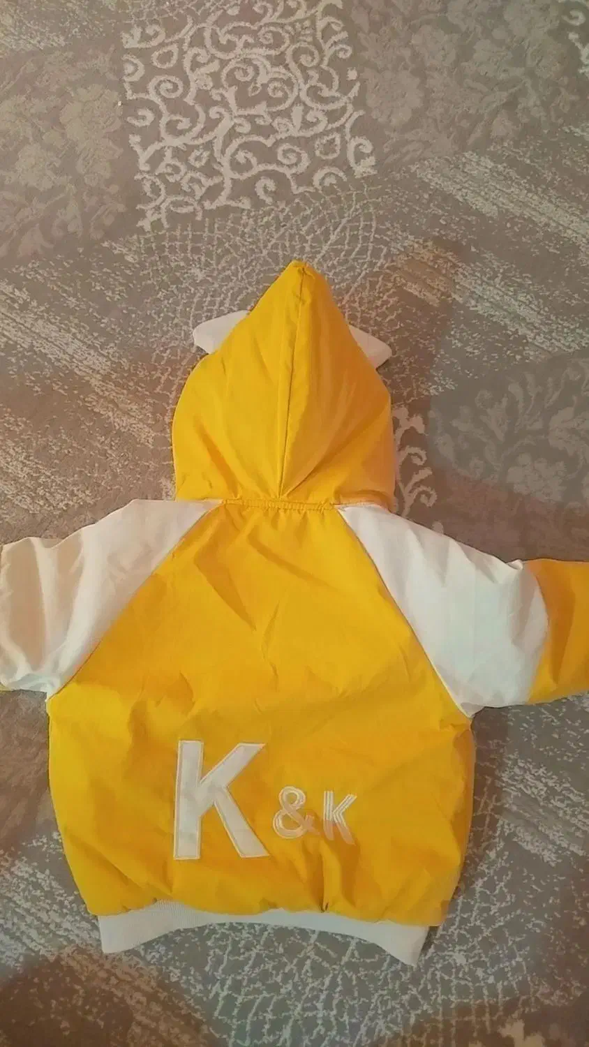 کاپشن بچگانه نو|کفش و لباس بچه|سیرجان, |دیوار