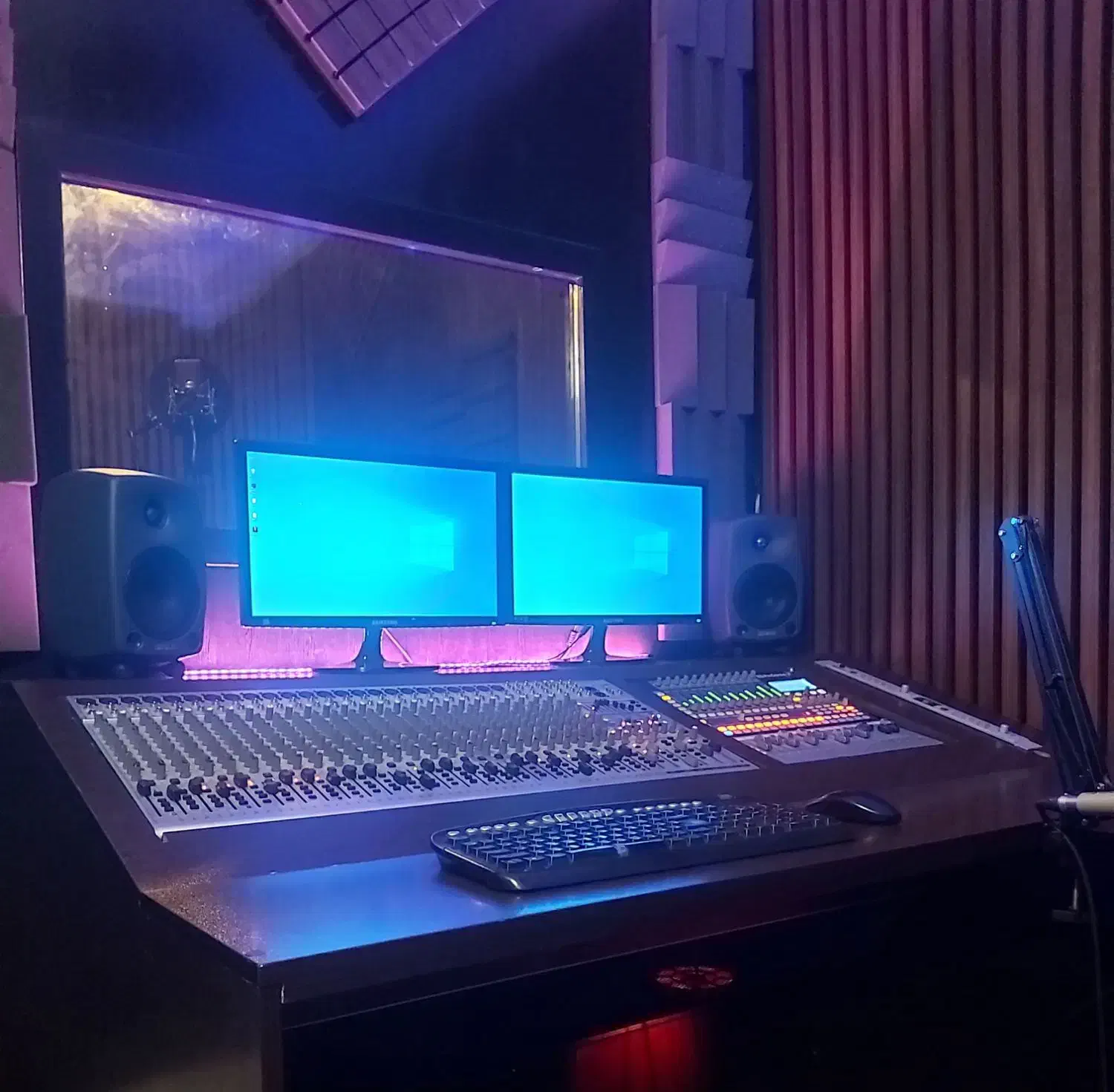 آموزش خوانندگی،گویندگی،مداحی،آهنگسازی،گیتار|خدمات آموزشی|قم, صفائیه|دیوار