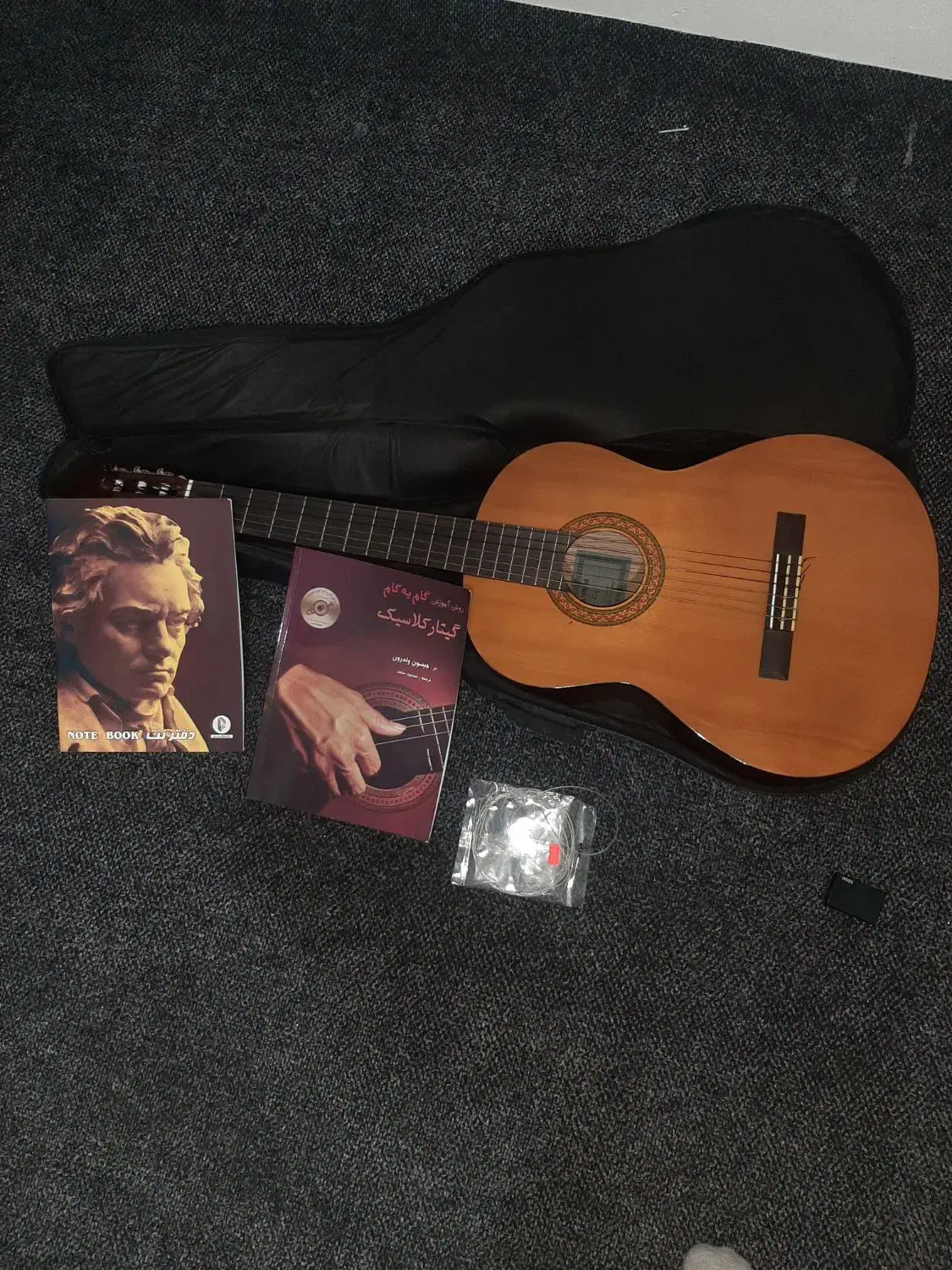 گیتار C40|گیتار، بیس، امپلیفایر|گرگان, |دیوار