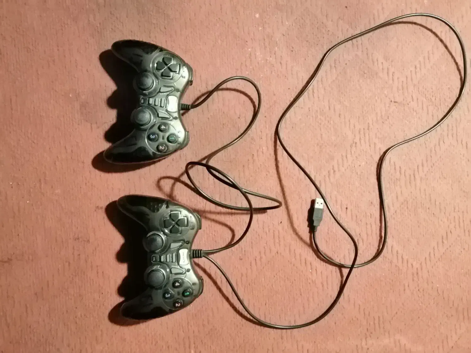 دسته کامپیوتر و لپتاب|کنسول، بازی ویدئویی و آنلاین|شیراز, شهرک مهدیه|دیوار