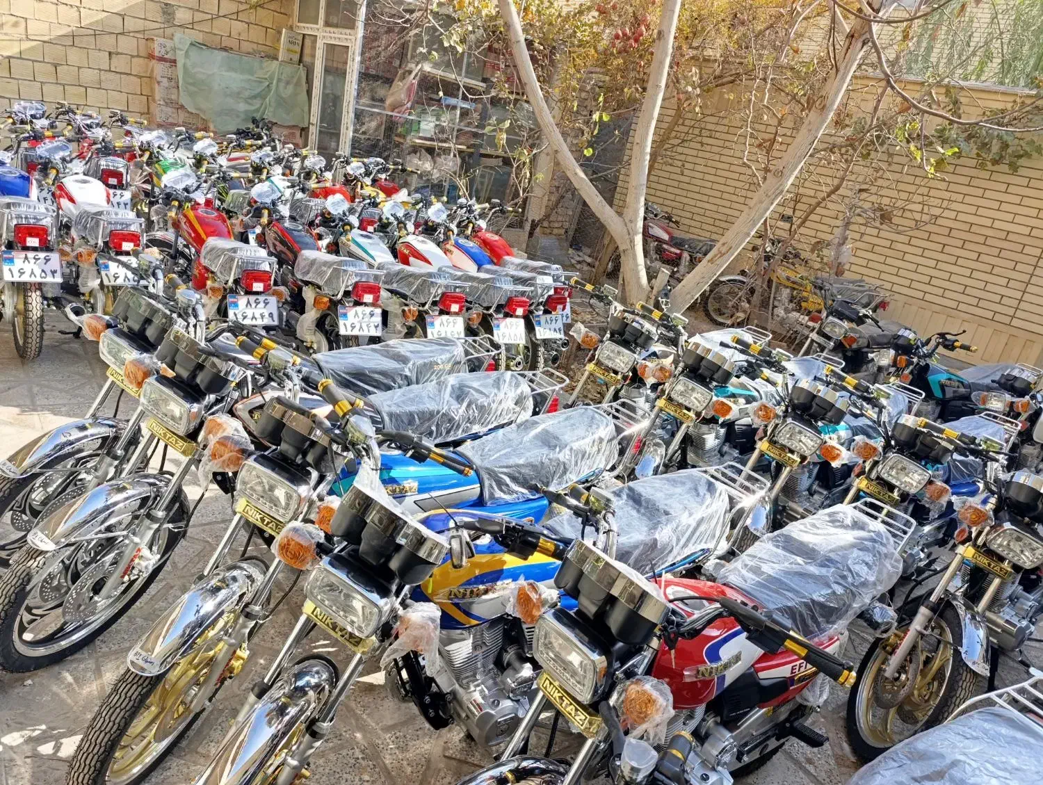 موتور هندا نیکتاز۲۰۰cc 250cc فروش اقساطی۶الی۲۰ماه|موتورسیکلت|مبارکه, |دیوار