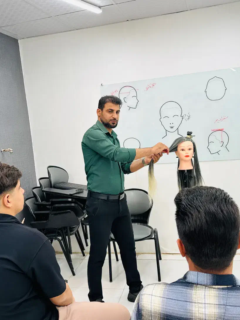 تخفیف ویژه روز آرایشگر|خدمات آموزشی|بهبهان, |دیوار