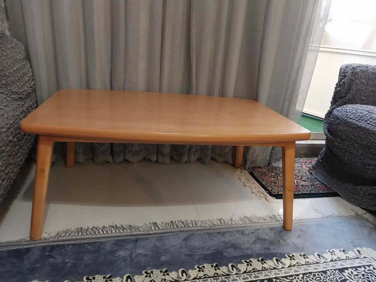 میز جلو مبلی بزرگ بدون خط و خش|مبلمان خانگی و میز عسلی|کرمان, |دیوار