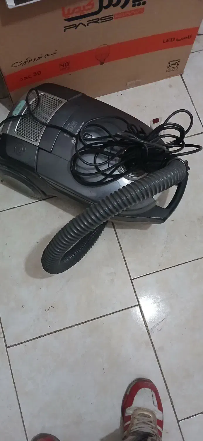 جاروبرقی|جاروبرقی، جارو شارژی، بخارشو|پاکدشت, پاکدشت (مامازند)|دیوار