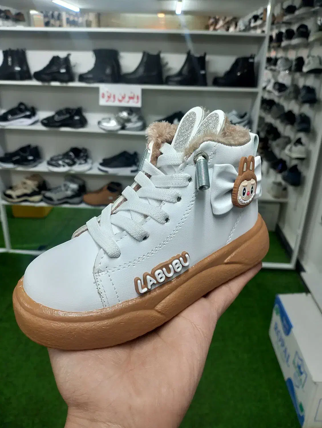 کفش نیم بوت بچه گانه دخترانه و پسرانه ساقدار اسپرت|کیف، کفش، کمربند|مشهد, ولیعصر (شهرک غرب)|دیوار