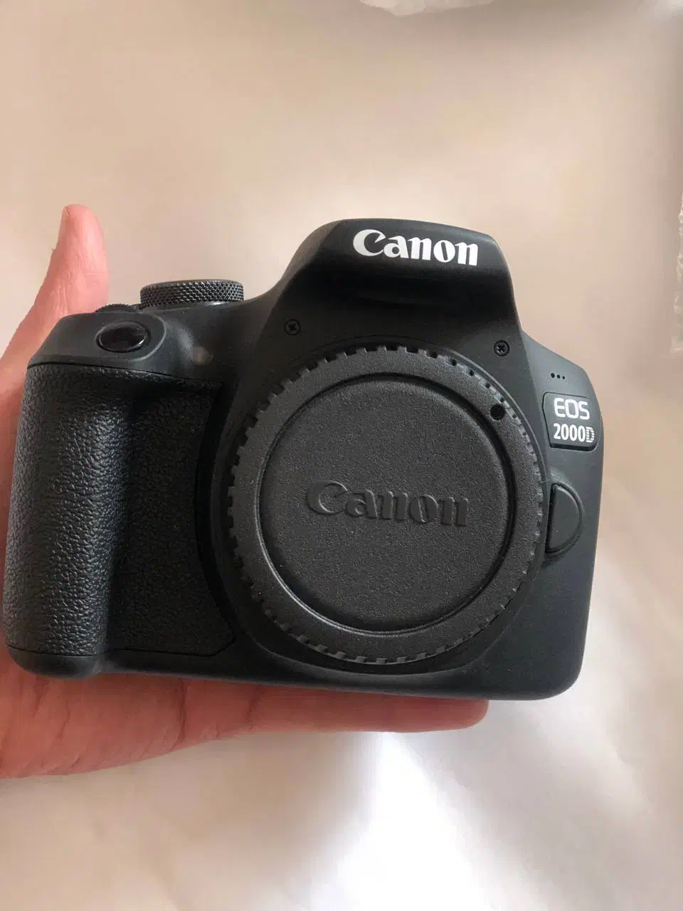 دوربین کانن 2000d در حد نو|دوربین عکاسی و فیلم‌برداری|مشهد, مصلی (کارمندان اول)|دیوار